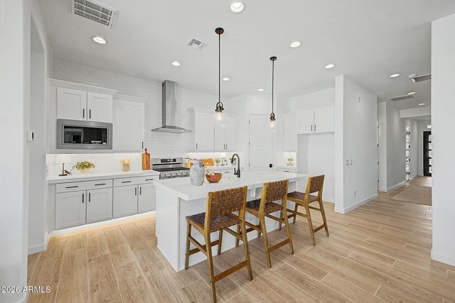 3718 E ROCHELLE Circle, Mesa, AZ 85213