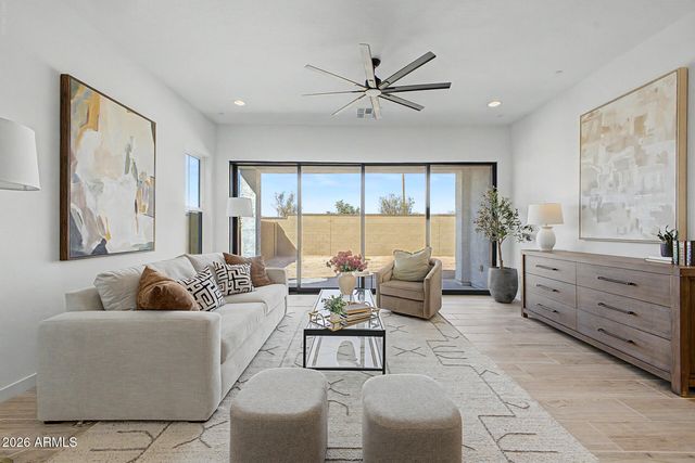 3718 E ROCHELLE Circle, Mesa, AZ 85213