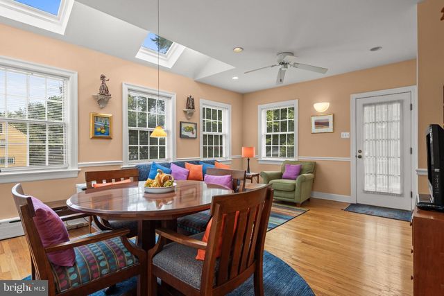 609 PARK LN, Wyncote, PA 19095