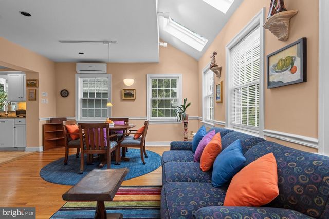 609 PARK LN, Wyncote, PA 19095