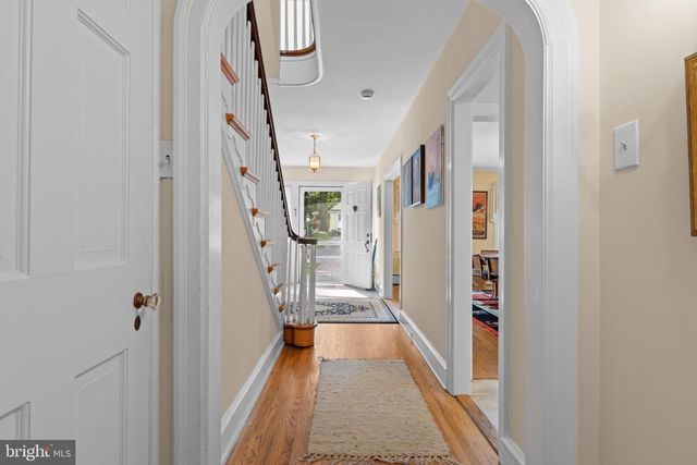 609 PARK LN, Wyncote, PA 19095