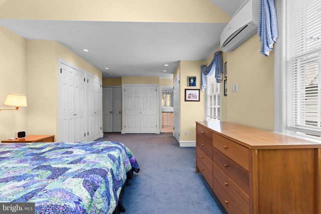 609 PARK LN, Wyncote, PA 19095