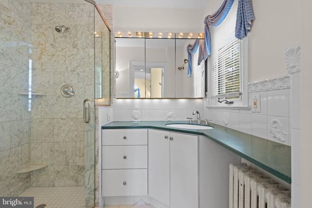 609 PARK LN, Wyncote, PA 19095