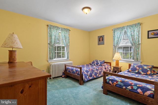 609 PARK LN, Wyncote, PA 19095
