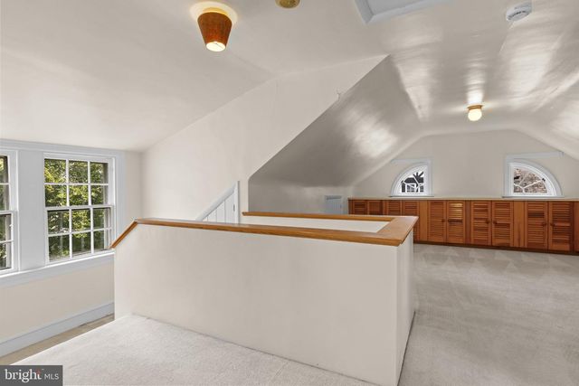 609 PARK LN, Wyncote, PA 19095