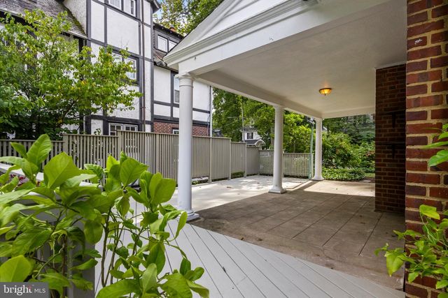 609 PARK LN, Wyncote, PA 19095