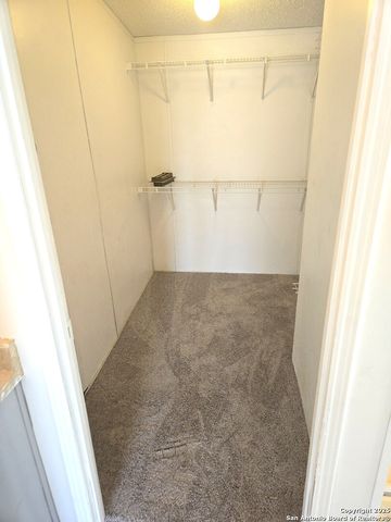 4124 Farmview, Converse, TX 78109