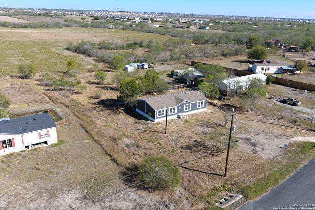 4124 Farmview, Converse, TX 78109