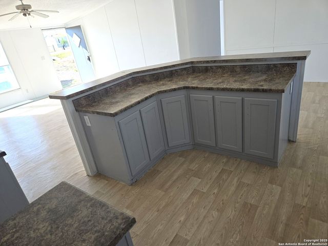 4124 Farmview, Converse, TX 78109