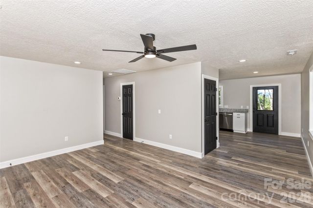 340 Matthew Lane, Canton, NC 28716