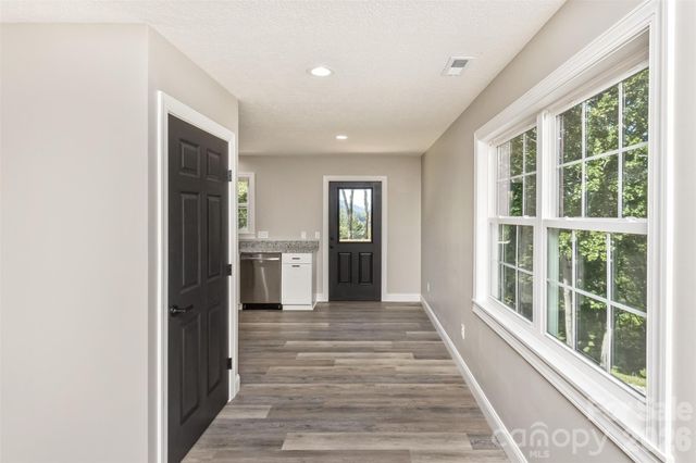 340 Matthew Lane, Canton, NC 28716