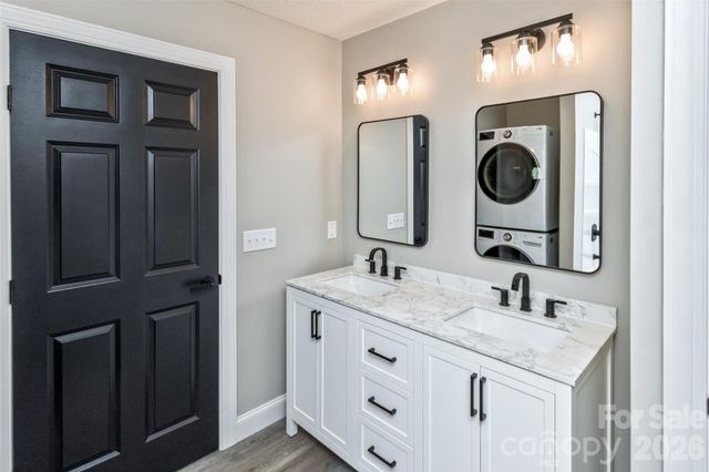 340 Matthew Lane, Canton, NC 28716