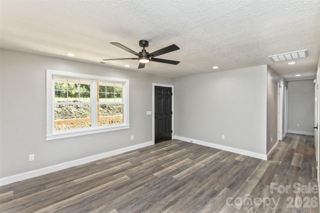 340 Matthew Lane, Canton, NC 28716