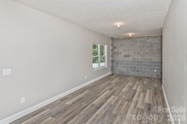 340 Matthew Lane, Canton, NC 28716