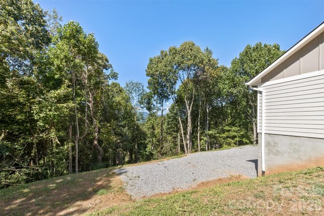 340 Matthew Lane, Canton, NC 28716