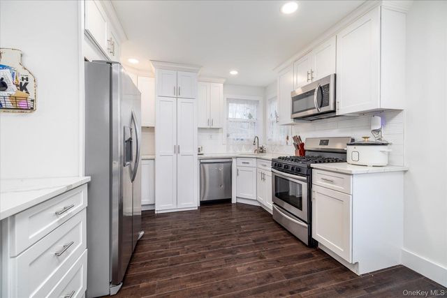 3357 4th Street, Oceanside, NY 11572