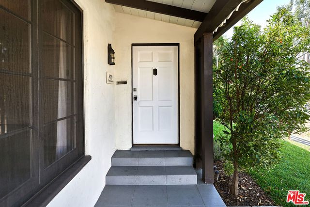 1430 S Sierra Bonita Avenue, Los Angeles, CA 90019