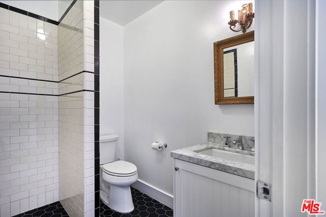 1430 S Sierra Bonita Avenue, Los Angeles, CA 90019