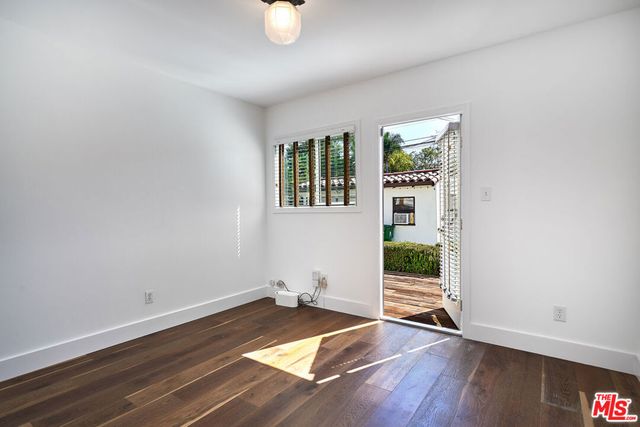 1430 S Sierra Bonita Avenue, Los Angeles, CA 90019