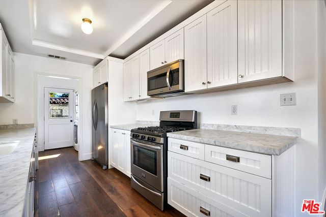 1430 S Sierra Bonita Avenue, Los Angeles, CA 90019