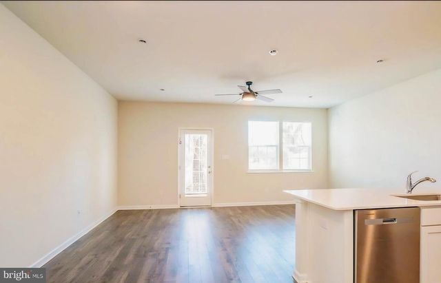 340 MAZZEO DR, Glassboro, NJ 08028