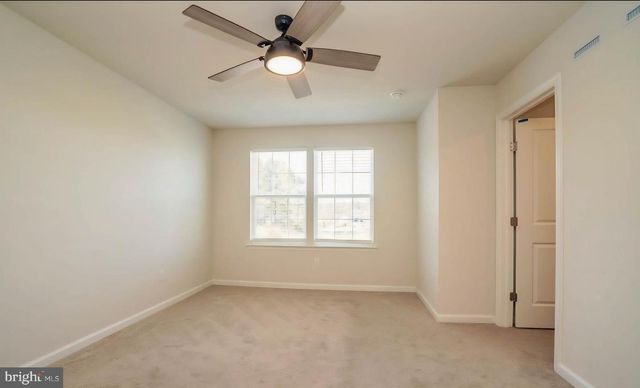 340 MAZZEO DR, Glassboro, NJ 08028