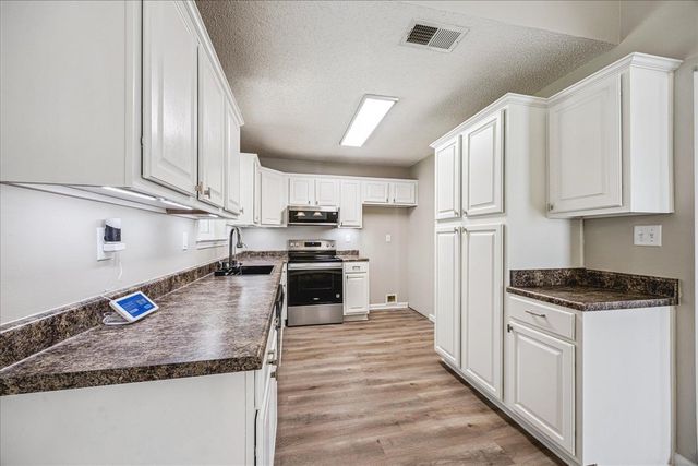 7828 CHANEY LN, Bartlett, TN 38133