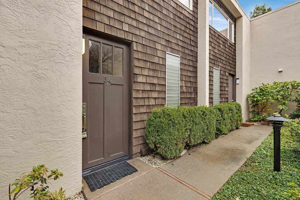 1470 Creekside Dr 34, Walnut Creek, CA 94596