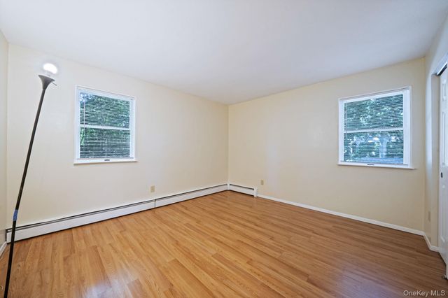 66 Norfleet Lane, Coram, NY 11727
