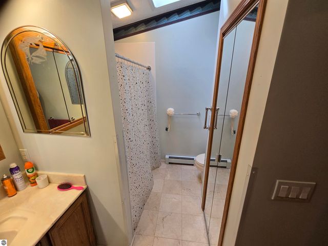 159 Aspenwood Drive, Prudenville, MI 48651