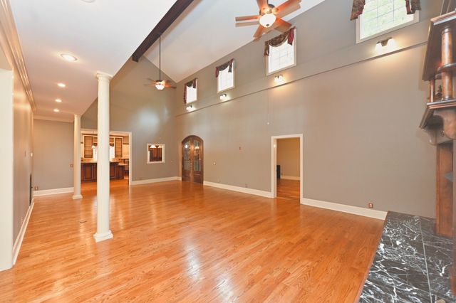 125 Happy Hollow Rd, Goodlettsville, TN 37072