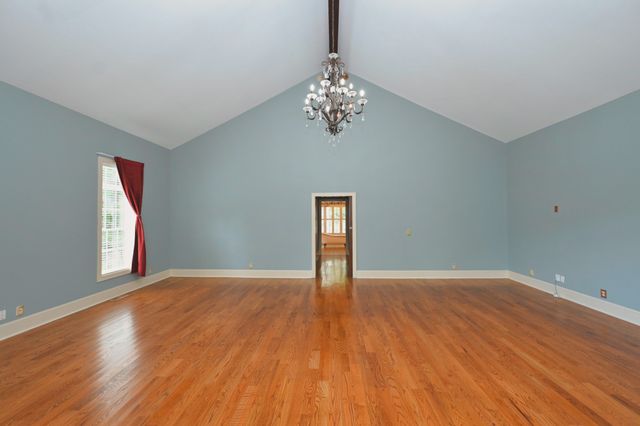 125 Happy Hollow Rd, Goodlettsville, TN 37072
