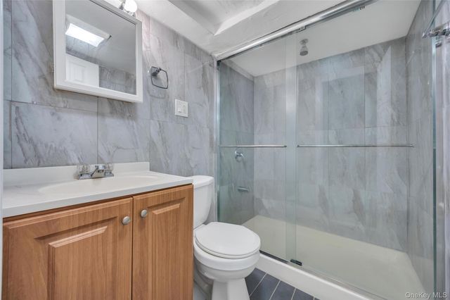 163 Miller Road, Hicksville, NY 11801