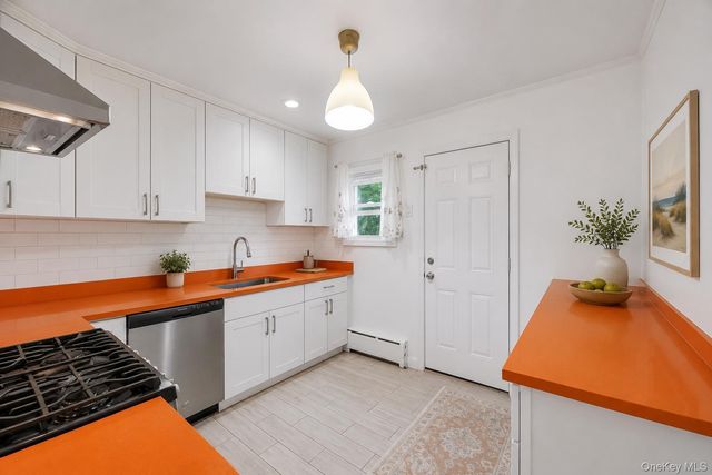 163 Miller Road, Hicksville, NY 11801