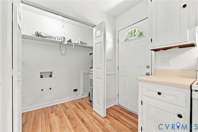 312 Knight Ct, Highland Springs, VA 23223