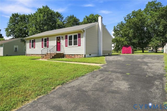 312 Knight Ct, Highland Springs, VA 23223