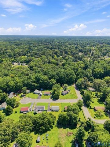 312 Knight Ct, Highland Springs, VA 23223