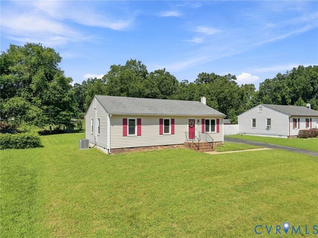 312 Knight Ct, Highland Springs, VA 23223