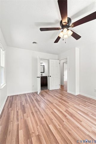 312 Knight Ct, Highland Springs, VA 23223