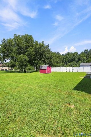 312 Knight Ct, Highland Springs, VA 23223