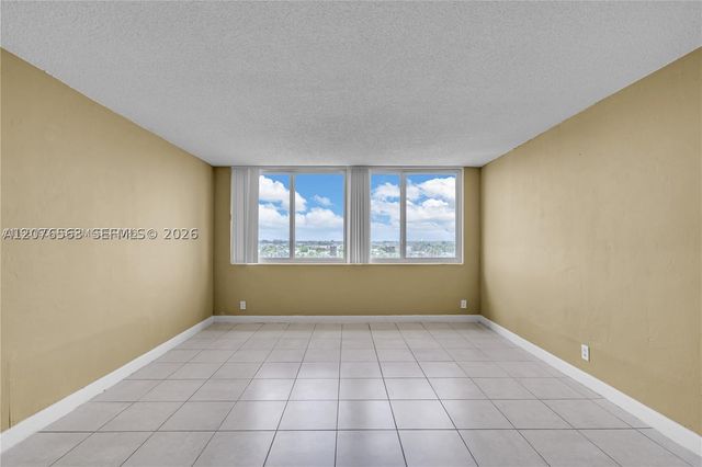 9143 SW 77th Ave B802, Miami, FL 33156