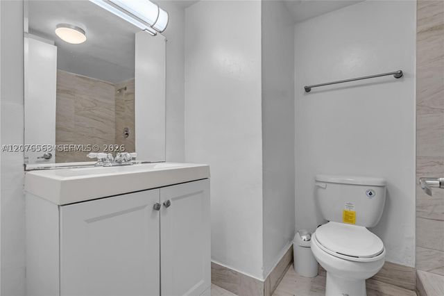 9143 SW 77th Ave B802, Miami, FL 33156