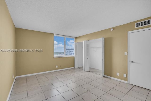 9143 SW 77th Ave B802, Miami, FL 33156