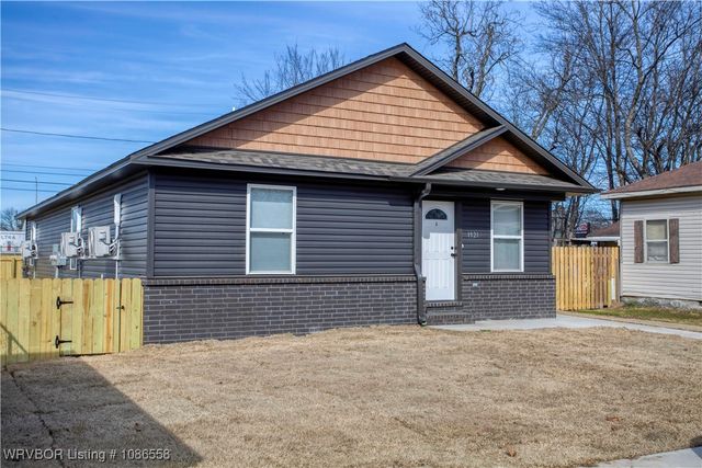 1921 N 12 Street, Fort Smith, AR 72903