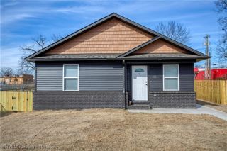 1921 N 12 Street, Fort Smith, AR 72903