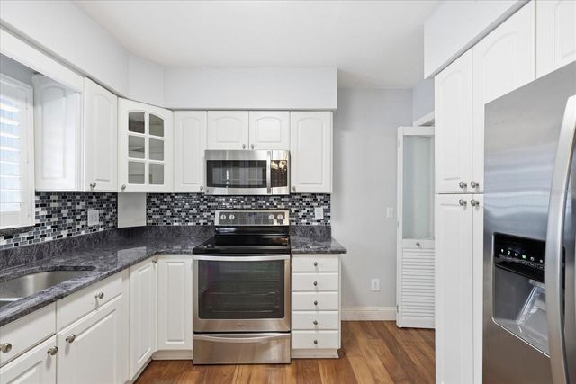 5736 LIME WAY, Seminole, FL 33772