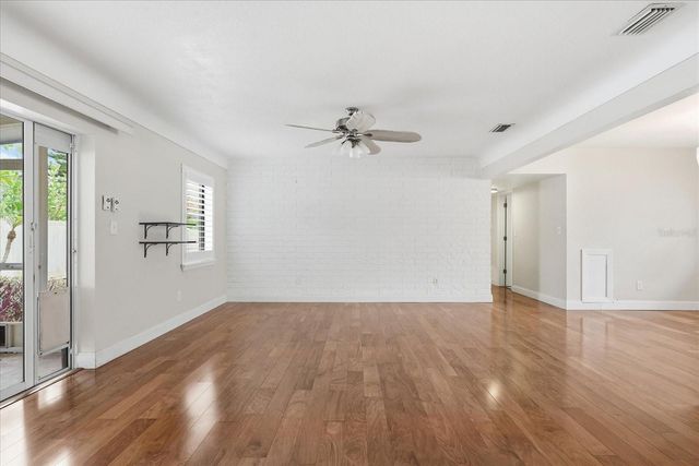 5736 LIME WAY, Seminole, FL 33772