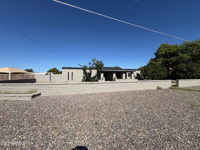 4004 W WESTCOTT Drive A, Glendale, AZ 85308