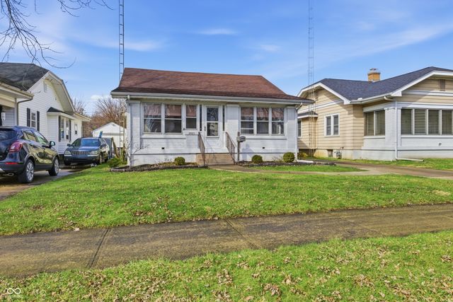 2921 Iowa Avenue, Connersville, IN 47331