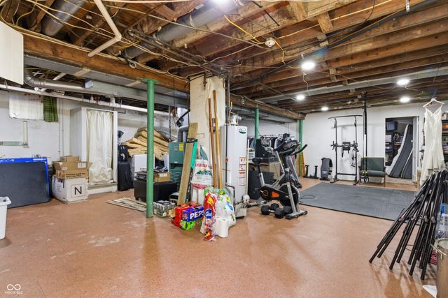 2921 Iowa Avenue, Connersville, IN 47331